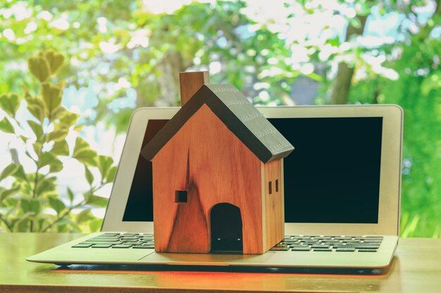 Cover image for article: How to Choose the Right Investment Property: Key Indicators for Success